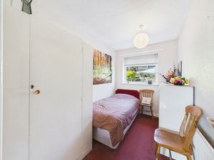 Bedroom- click for photo gallery
